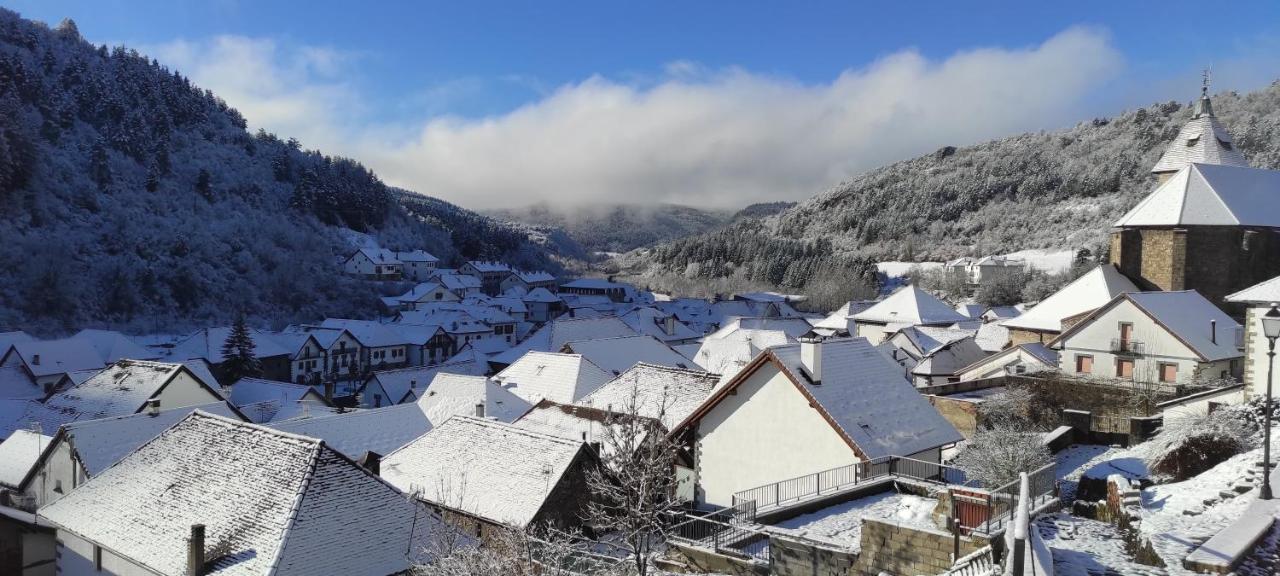 Altxabi Apartamento Rural Ochagavía المظهر الخارجي الصورة